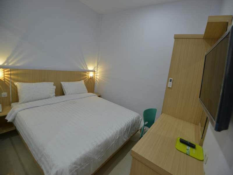 Reddoorz Premium At Hotel T-One Jambi Tanjungjohor Exterior foto